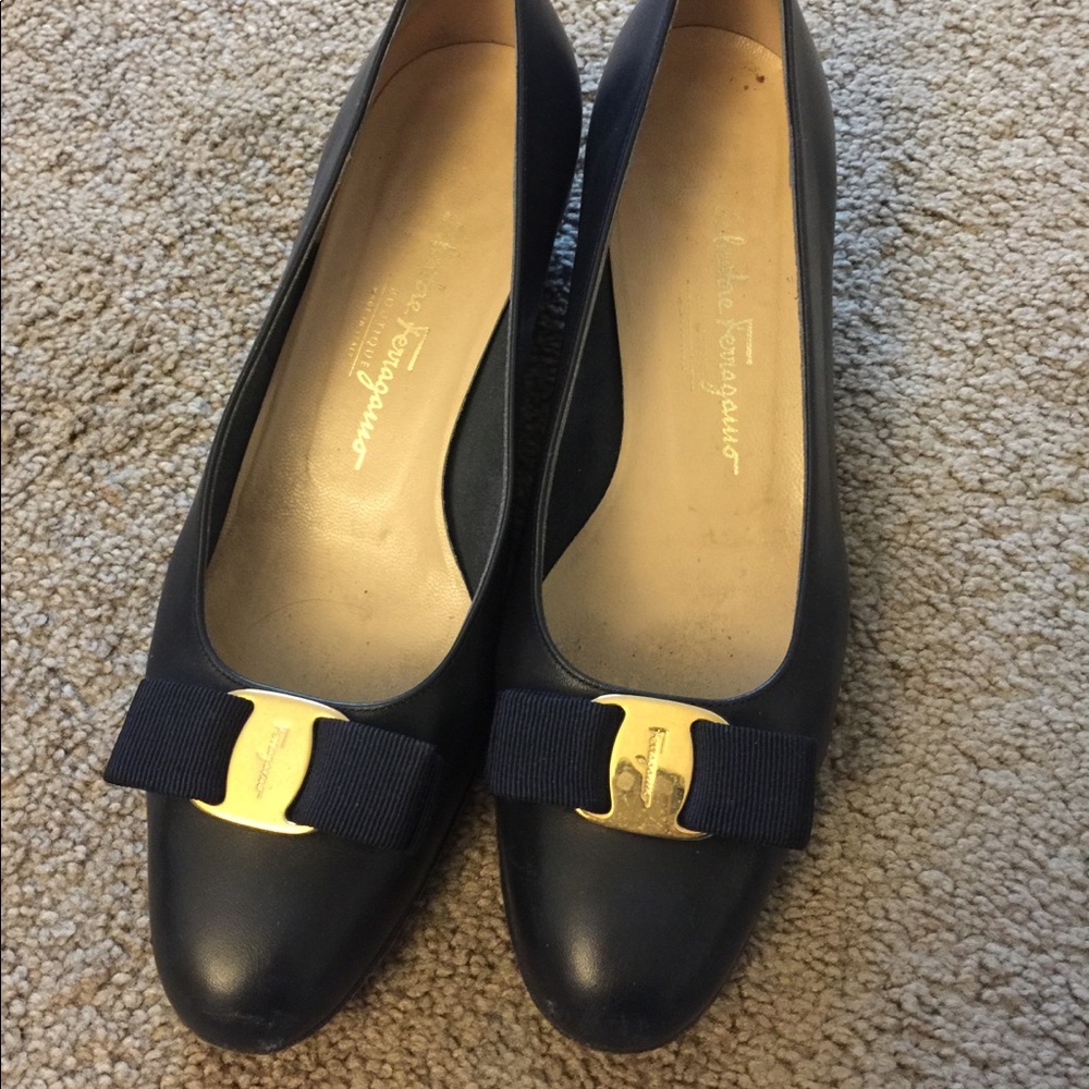 Women’s Salvatore Ferragamo shoes size 9